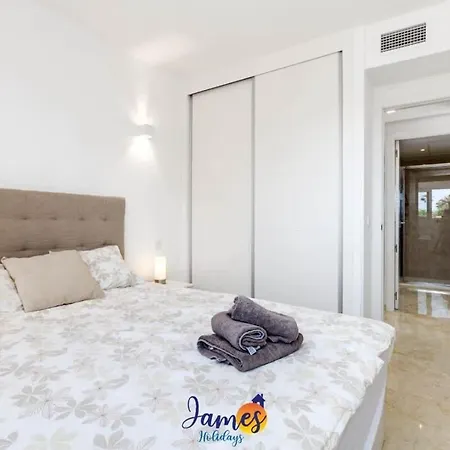 Apartman Modern 3 Bedroom Apt With Com Pool Pp30 *
