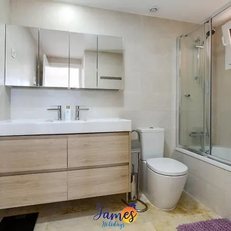 Modern 3 Bedroom Apt With Com Pool Pp30 * Τορεβιέχα