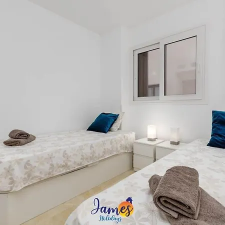 Apartman Modern 3 Bedroom Apt With Com Pool Pp30